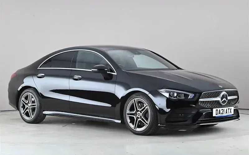 Usado Mercedes CLA200 AMG line 163 HP (119 kW) 2022 Sedan