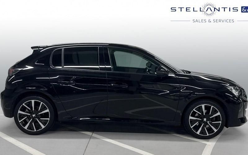 Used Peugeot 208 Allure 102 HP (75 kW) 2020 Black Hatchback