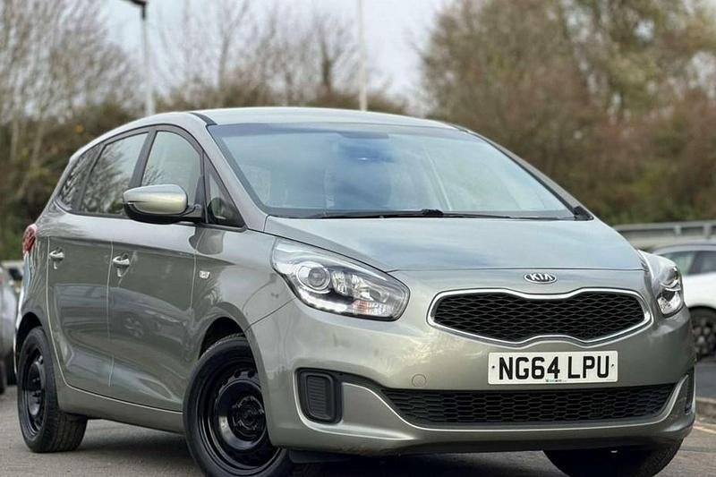 Used Kia Carens 2015 Silver MPV
