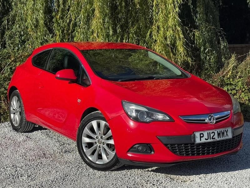 Red Used 2012 Vauxhall Astra GTC SRi Hatchback | £1,495 (Super price) - Image 1/4