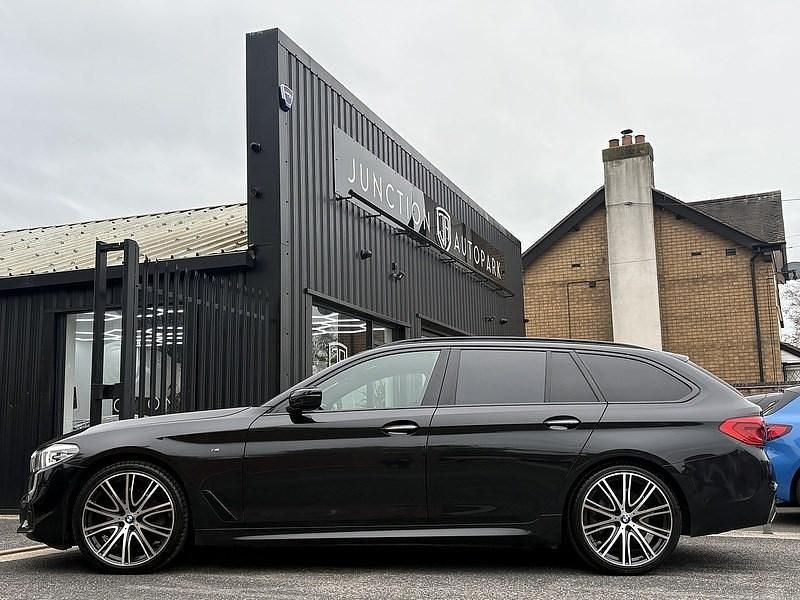 Used BMW 520 M Sport 2018 Black sapphire metallic paint Estate
