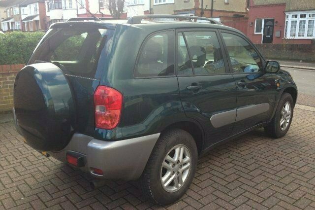 Used Toyota RAV4 147 HP (108 kW) 2003 SUV