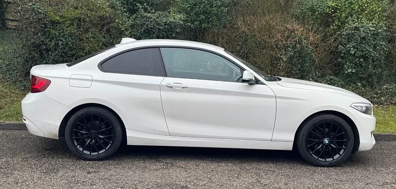 Used BMW 218 2016 White Coupe