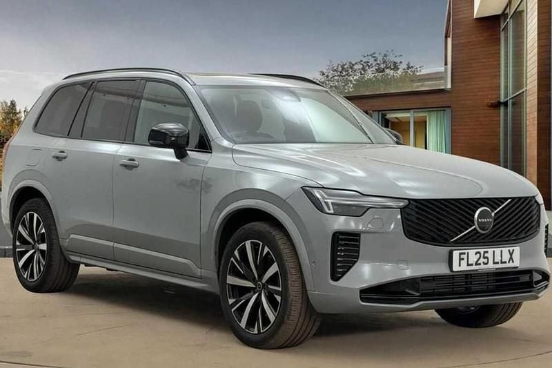 Grey Used 2025 Volvo XC90 Plus SUV | £56,790 (Expensive) - Image 1/1