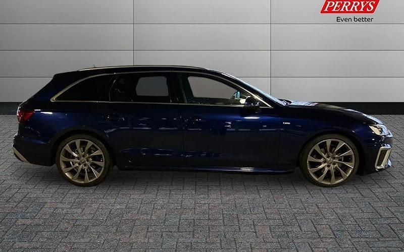 Used Audi A4 S-Line 163 HP (119 kW) 2025 Estate