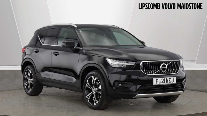 Used 2021 Volvo XC40 Inscription SUV | £23,990 (A bit pricey) - Image 1/4