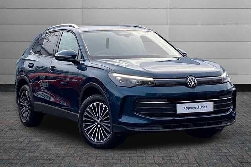 Used 2024 VW Tiguan SUV | £27,995 (Super price) - Image 1/4