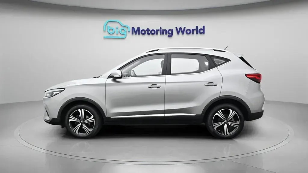 Usado MG ZS 2023 Prateado SUV