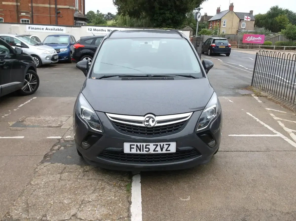 Used Vauxhall Zafira 140 HP (102 kW) 2015 Grey MPV