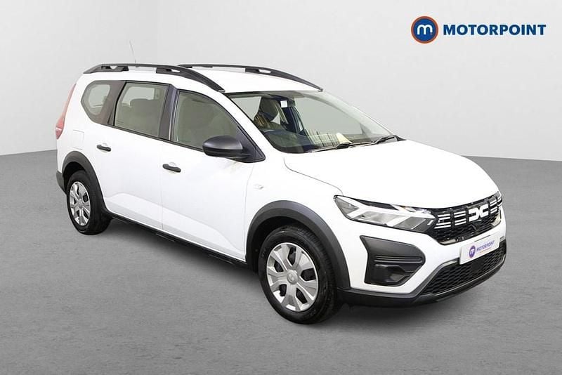 White Used 2023 Dacia Jogger Essentiel MPV | £12,949 (Fair price) - Image 1/4
