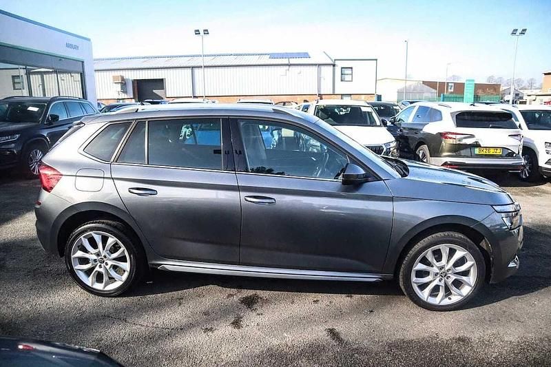 Used Skoda 110 R SE L 81 HP (59 kW) 2022 Graphite grey metallic Estate