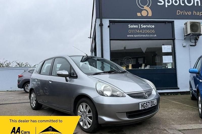 Used Honda Jazz SE 82 HP (60 kW) 2007 Silver Hatchback