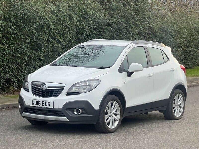 White Used 2016 Vauxhall Mokka SUV | £2,950 - Image 1/4