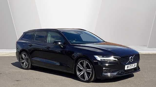 Used Volvo V60 R-Design 194 HP (142 kW) 2022 Black Estate