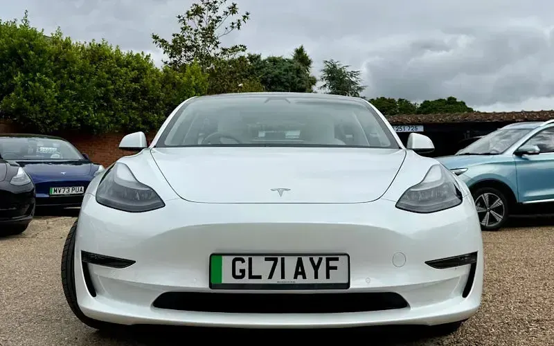 Used Tesla Model 3 Long Range RWD 258 kW (351 HP) 2021 White Sedan