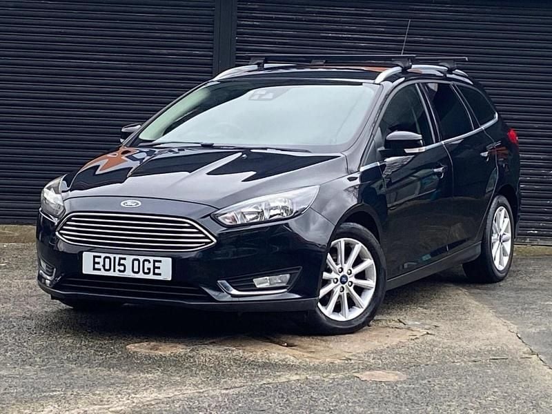 Used Ford Focus Titanium 125 HP (91 kW) 2015 Black Estate
