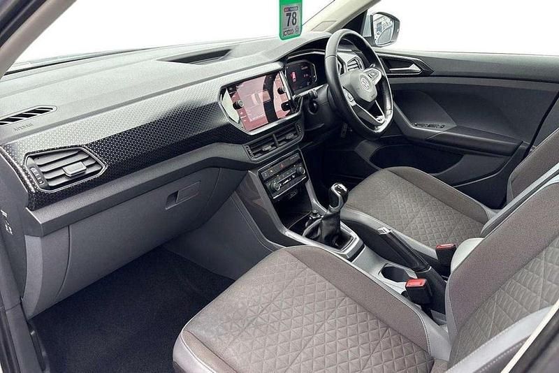 Used VW T-Cross SEL 115 HP (84 kW) 2019 Silver SUV