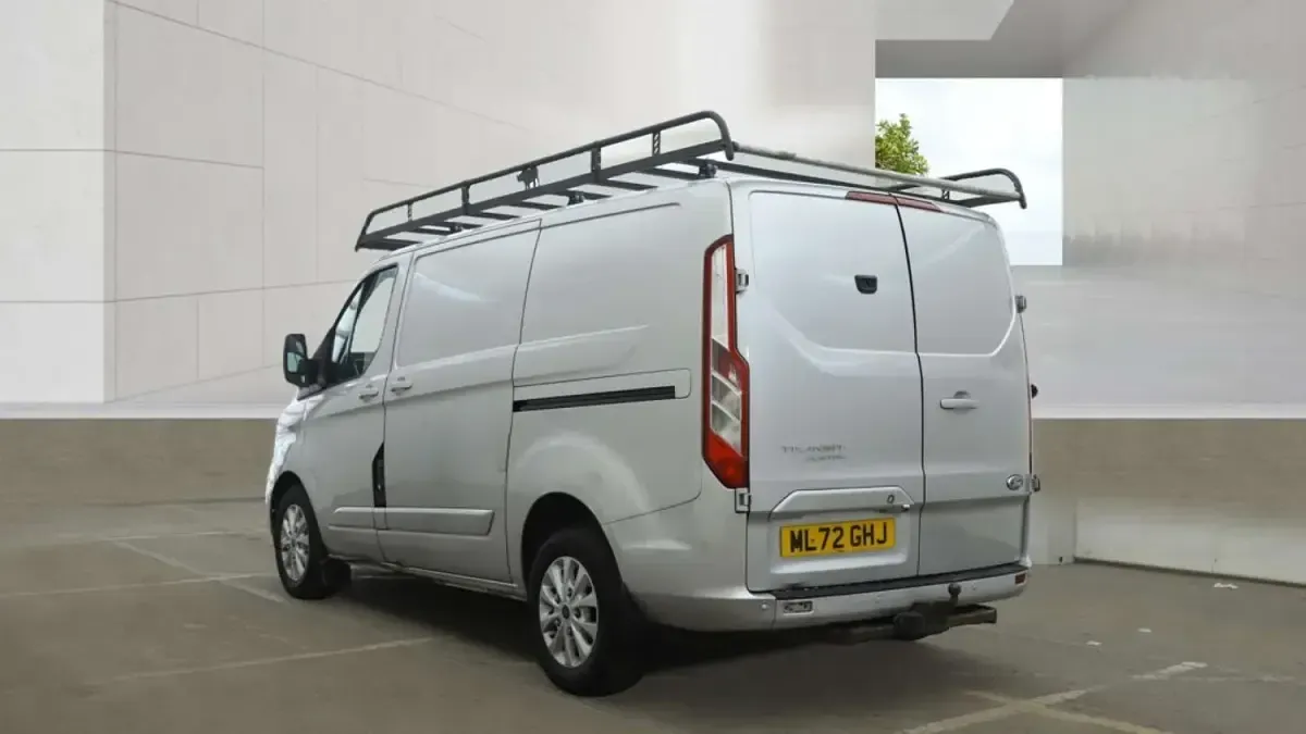Used Ford Transit Custom Limited 130 HP (95 kW) 2023 Silver Van