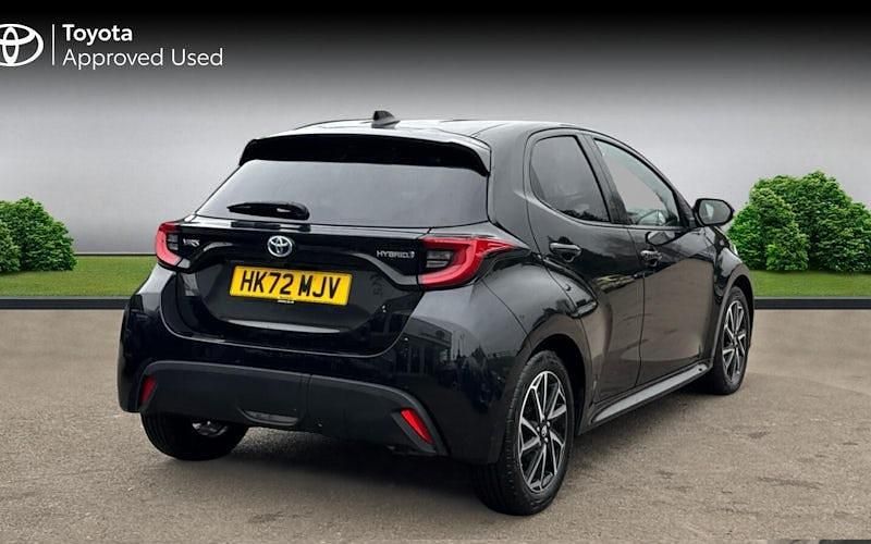 Used Toyota Yaris Hybrid Design 116 HP (85 kW) 2026 Hatchback