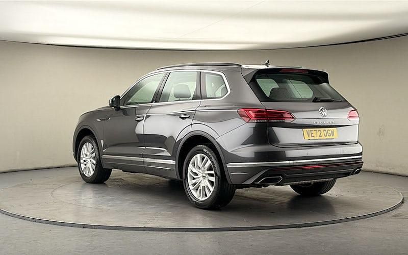 Used VW Touareg SEL 231 HP (169 kW) 2022 Silicon gray metallic SUV