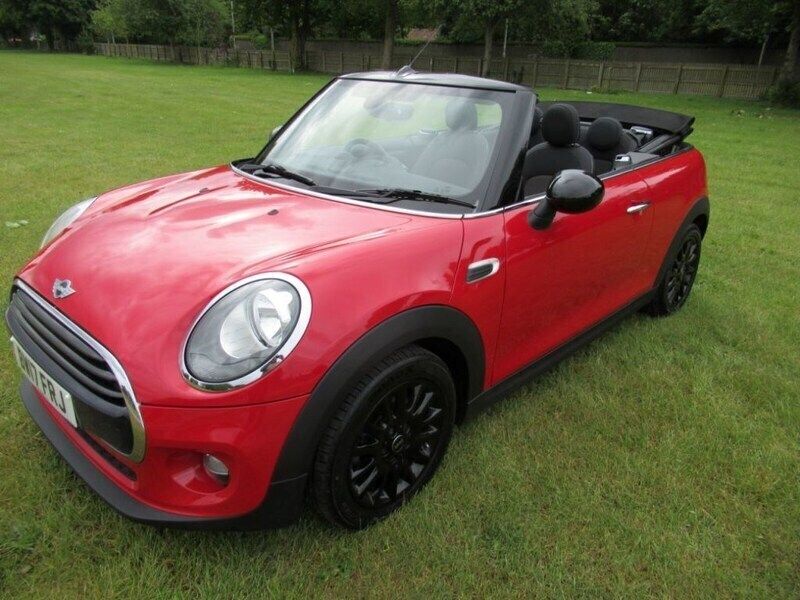 Chilli red Used 2017 Mini Cooper Cabriolet Cabriolet | £9,495 (Fair price) - Image 1/4