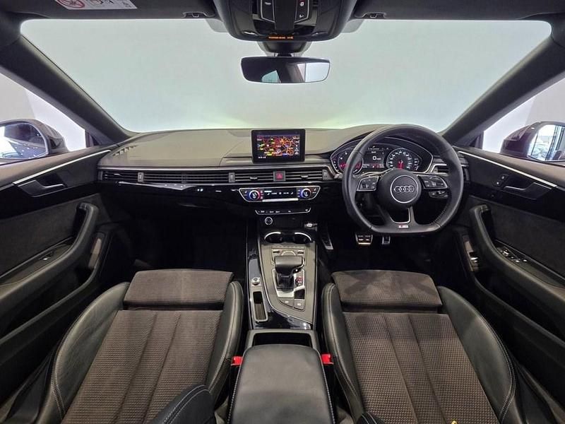 Used Audi A5 Black Edition 190 HP (139 kW) 2019 Blue Coupe