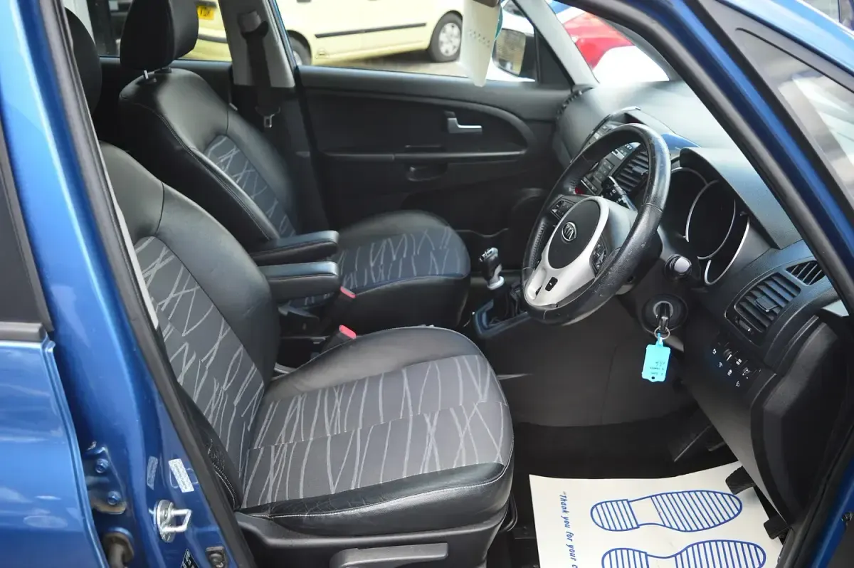 Used Kia Venga 2012 Blue Hatchback