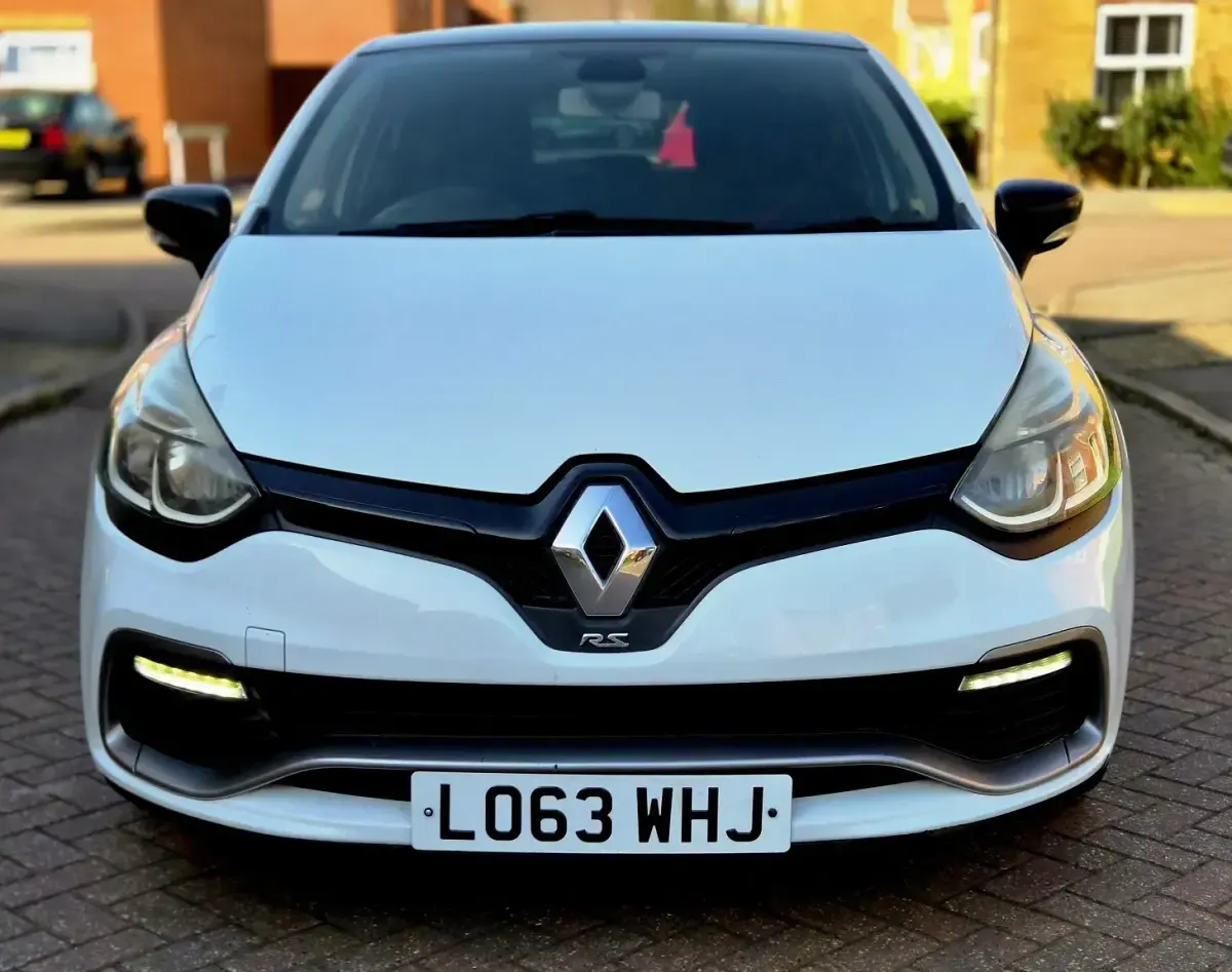Usado Renault Clio IV 2014 Branco Citadino
