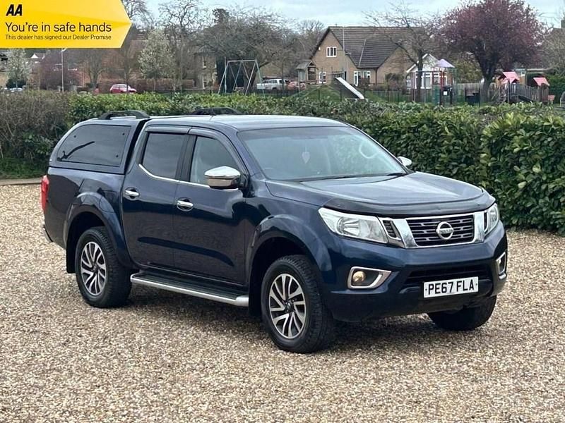 Used Nissan Navara N-Connecta 190 HP (139 kW) 2017 Blue Pickup
