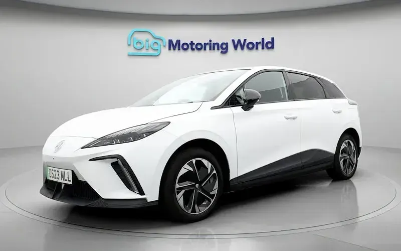 Used MG MG4 EV Trophy 150 kW (204 HP) 2025 Hatchback