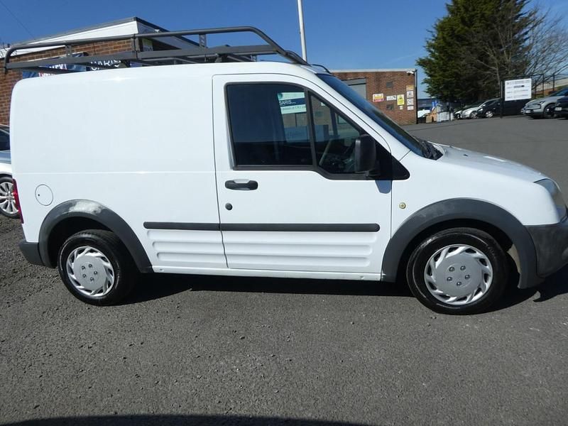 Used Ford Transit Connect 90 HP (66 kW) 2011 White MPV