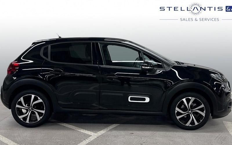Used Citroën C3 PureTech 83 HP (61 kW) 2023 Black Hatchback