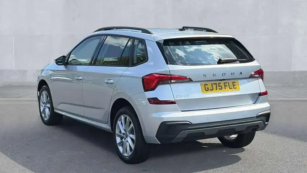 Used Skoda Kamiq SE 95 HP (69 kW) 2025 Brilliant silver metallic SUV