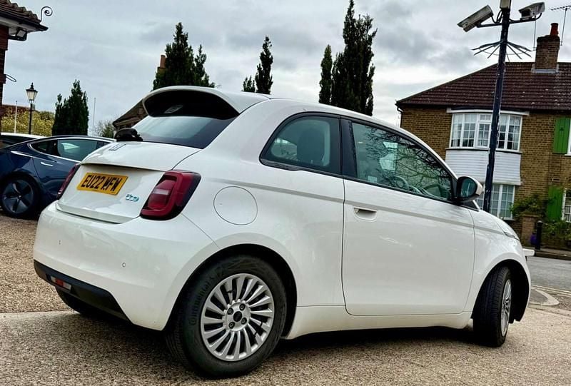 Used Fiat 500e Action 69 kW (95 HP) 2022 White Hatchback