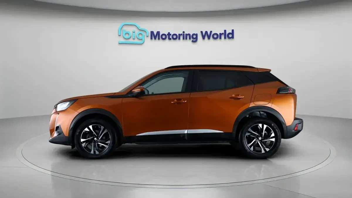 Used Peugeot 2008 Allure Premium 101 HP (74 kW) 2021 Orange SUV