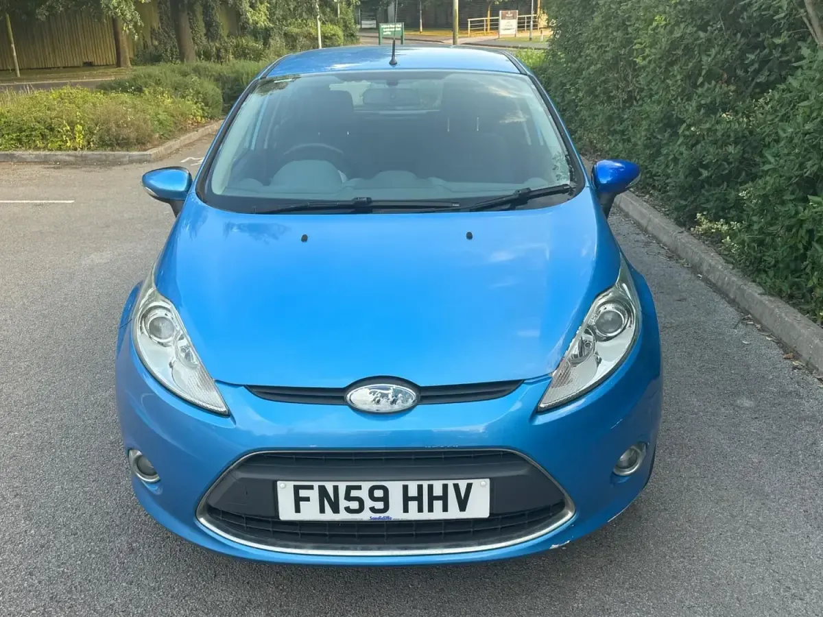 Used Ford Fiesta Zetec 2009 Blue Hatchback