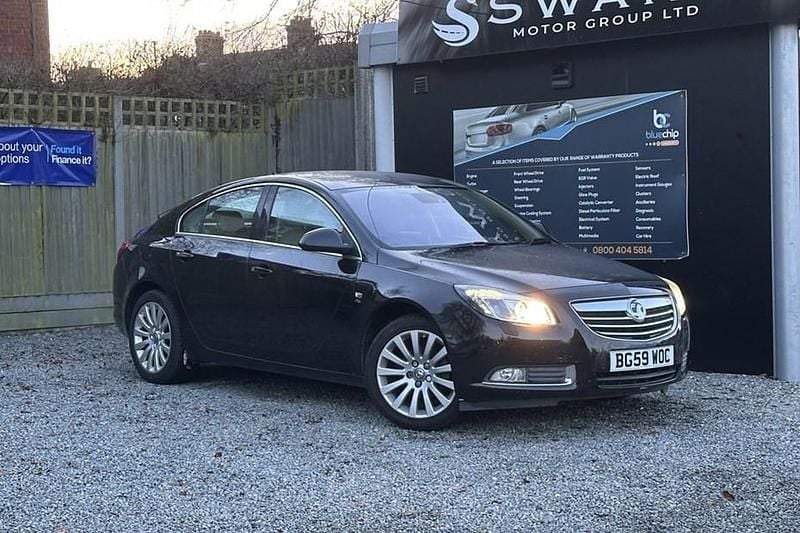 Black Used 2010 Vauxhall Insignia Elite Hatchback | £2,995 (Fair price) - Image 1/1