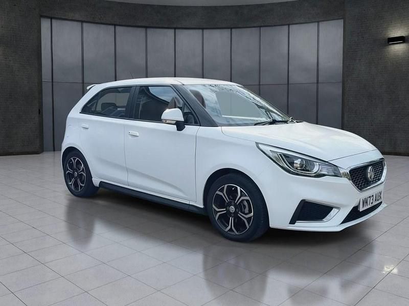 Used MG MG3 Exclusive 106 HP (77 kW) 2023 White Hatchback