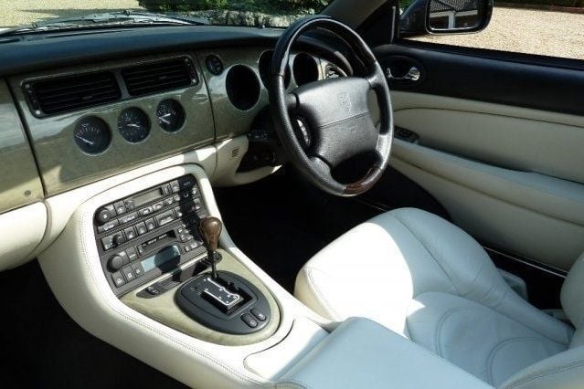 Used Jaguar XKR 370 HP (272 kW) 2001 Cabriolet