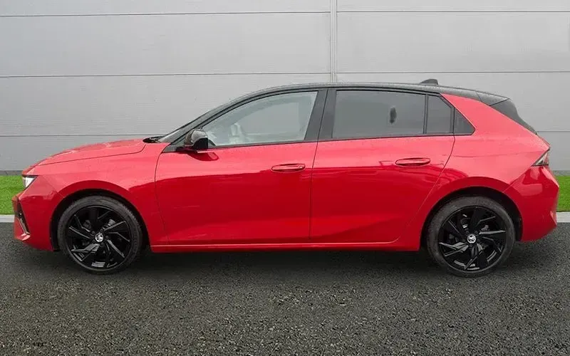 Used Vauxhall Astra 131 HP (96 kW) 2026 Hatchback