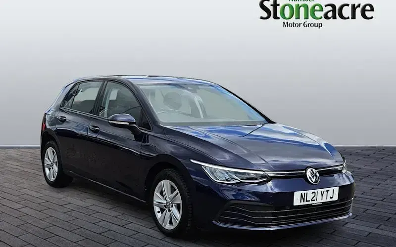 Used VW Golf VIII Life 131 HP (96 kW) 2024 Hatchback