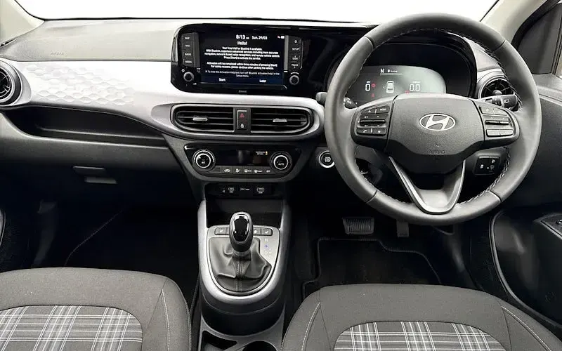 Used Hyundai i10 Premium 79 HP (58 kW) 2026 White Hatchback