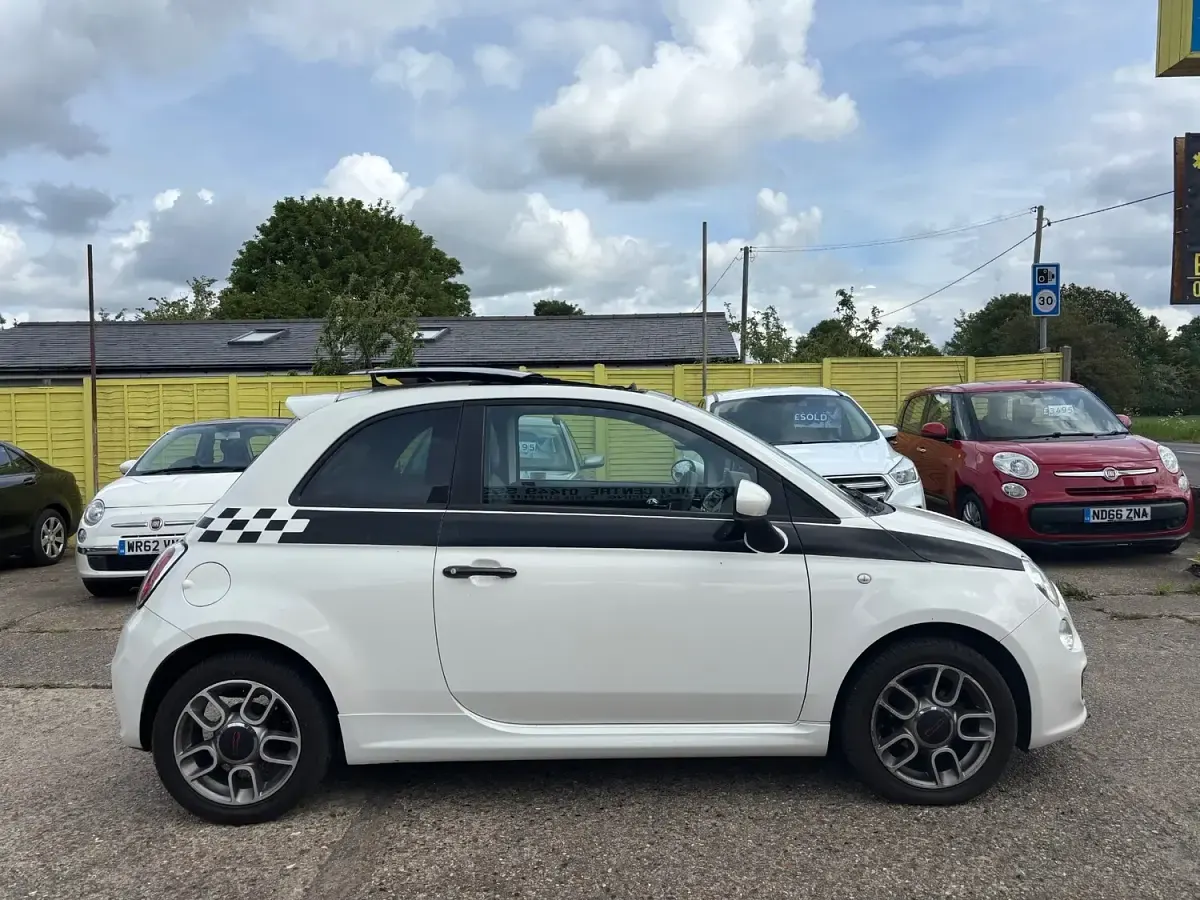 Used Fiat 500 S 69 HP (50 kW) 2013 White Hatchback