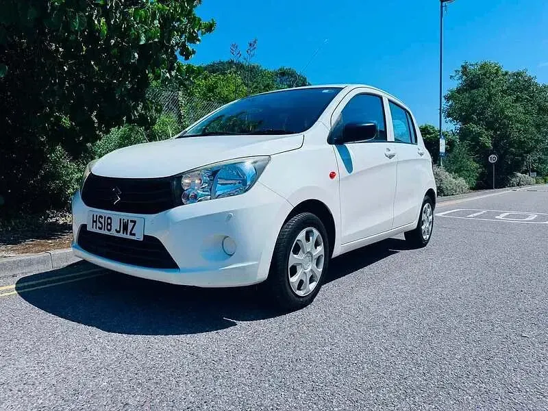 Used Suzuki Celerio 68 HP (50 kW) 2018 White Hatchback