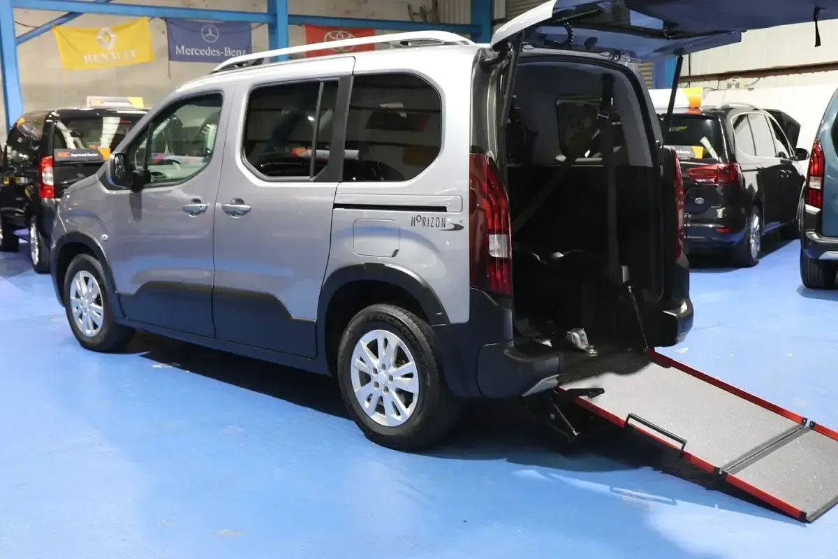 Used Peugeot Rifter Allure 2019 Grey MPV