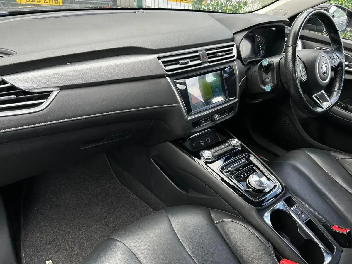 Used MG MG5 EV Exclusive 114 kW (156 HP) 2022 Black Estate