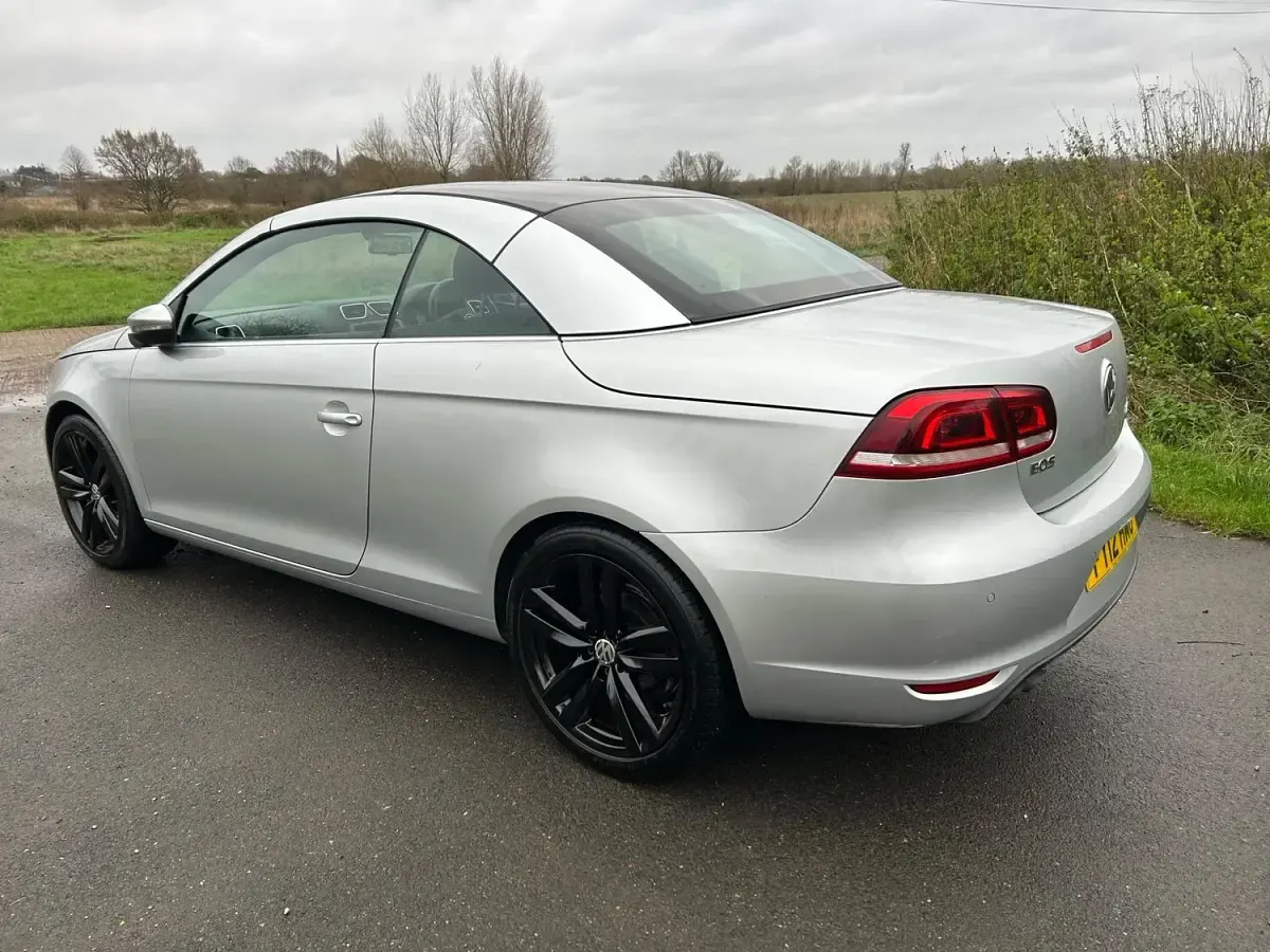 Used VW Eos Sportline 140 HP (102 kW) 2012 Silver Cabriolet