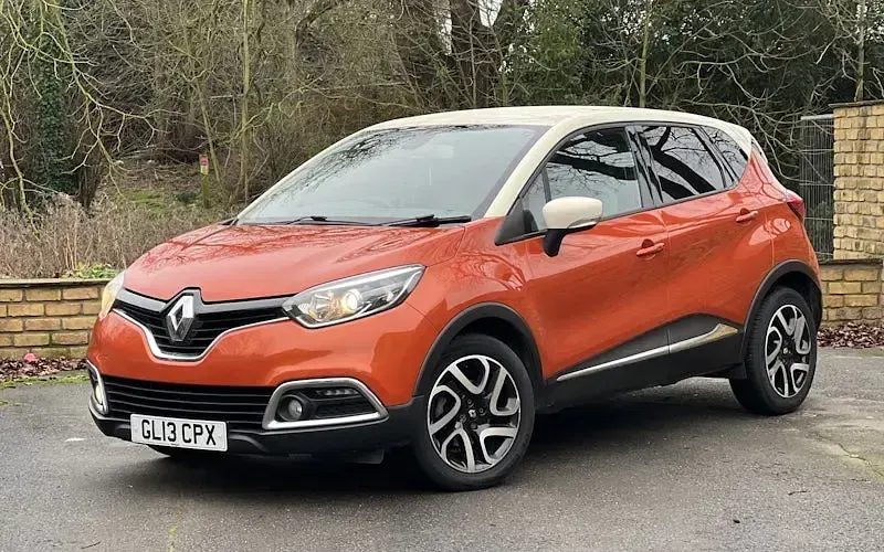 Used Renault Captur Dynamique 90 HP (66 kW) 2015 SUV