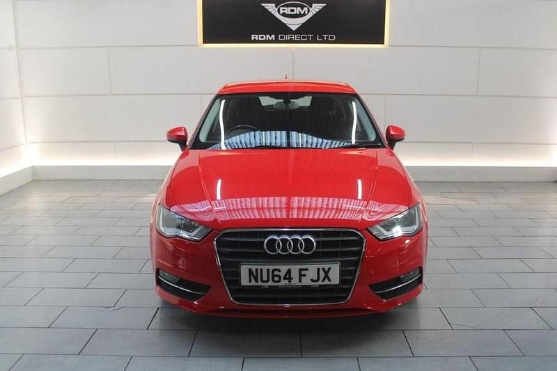 Used Audi A3 Sportback Sport 110 HP (80 kW) 2014 Red Hatchback