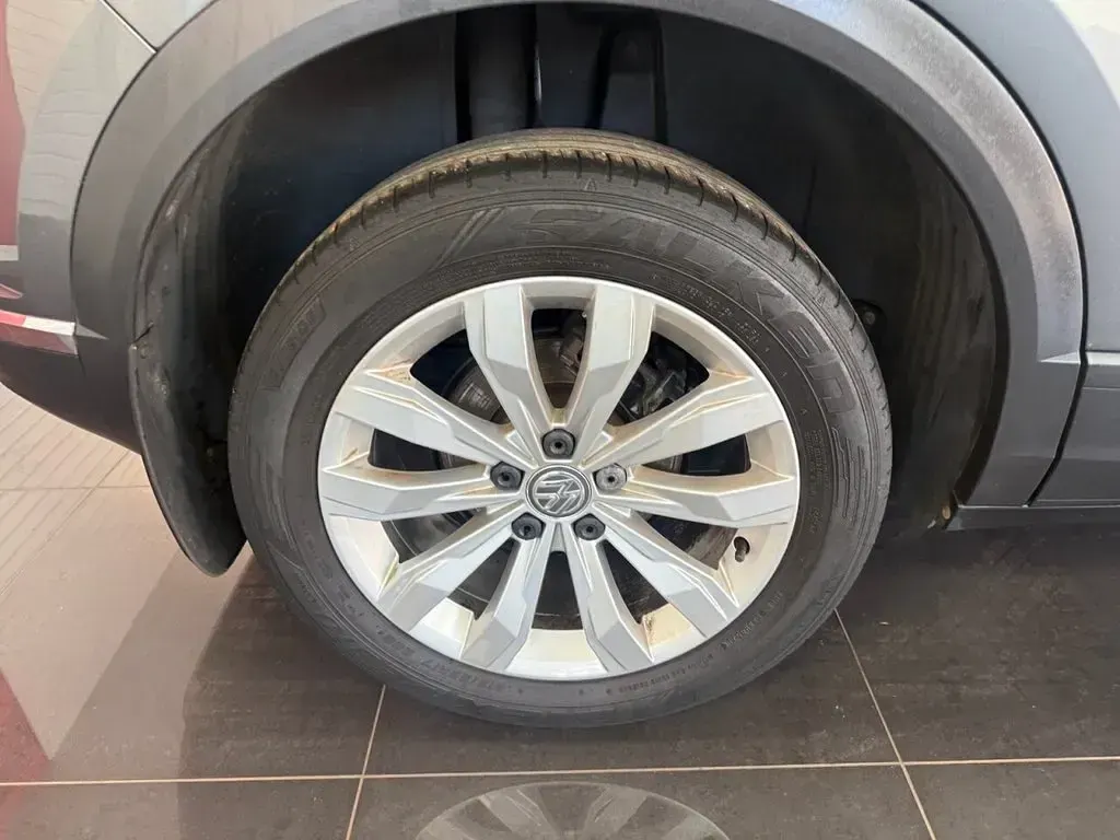 Used VW T-Roc SE 115 HP (84 kW) 2019 Grey SUV